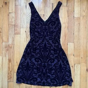 Design lab lord and taylor purple velvet mini dress xs